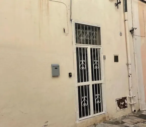 Daire History Station Brindisi