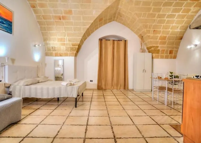 Daire History Station Brindisi